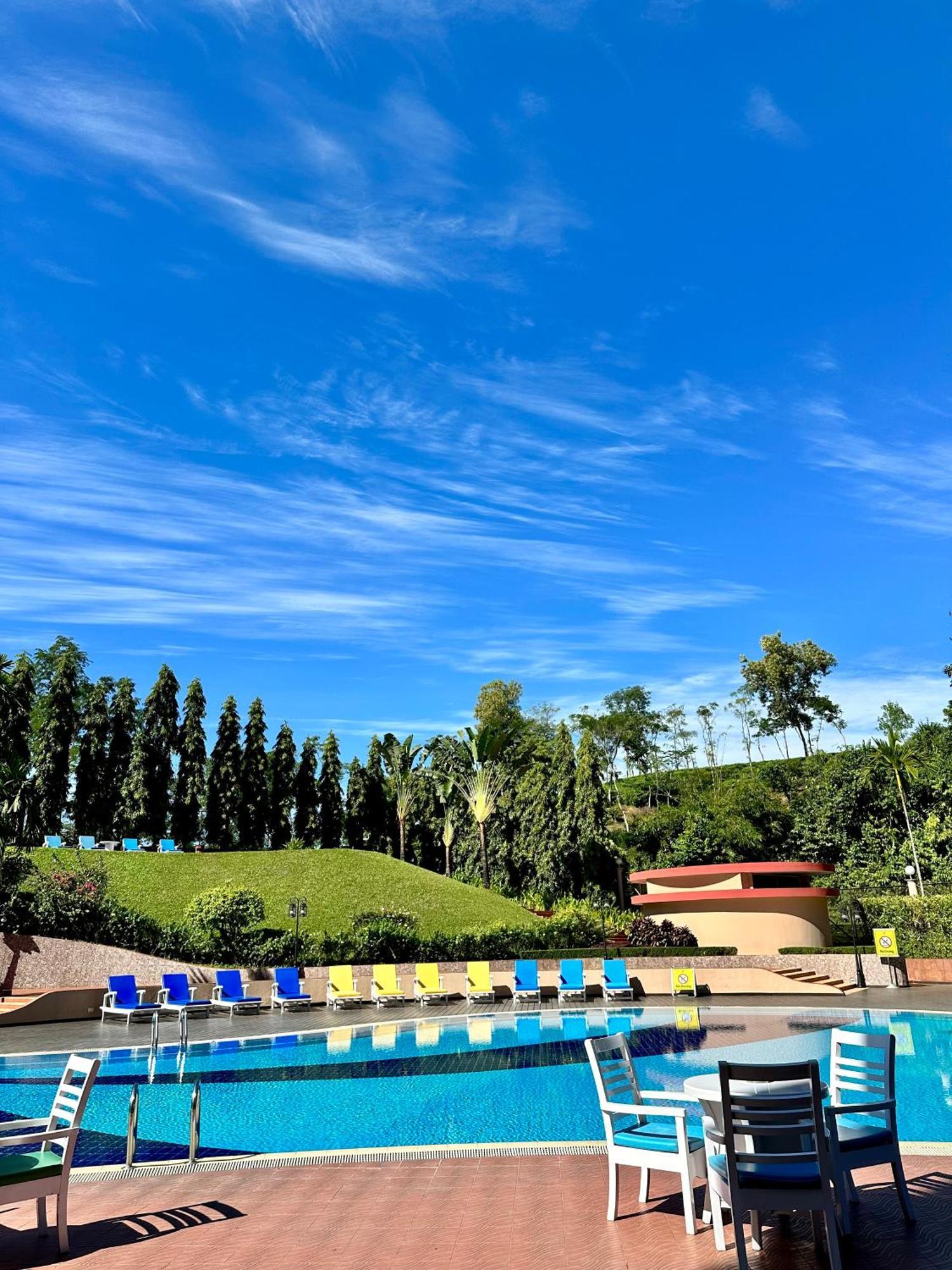 סרימנגל Grand Sultan Tea Resort & Golf מראה חיצוני תמונה