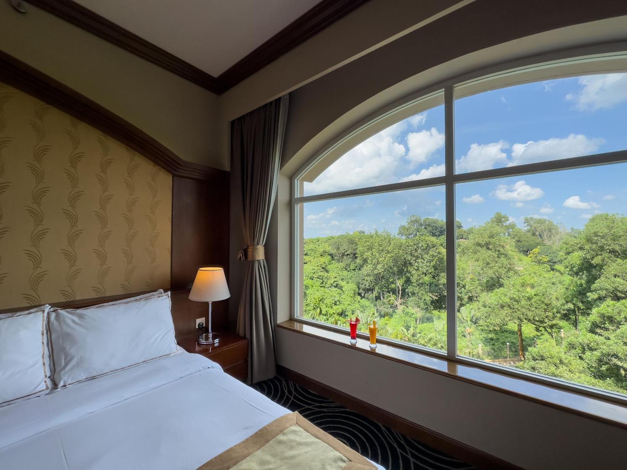 סרימנגל Grand Sultan Tea Resort & Golf מראה חיצוני תמונה